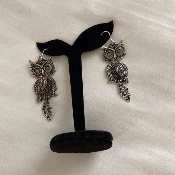 LUCKY BRAND OWL EARRINGS. NEW . NEVER WORE THEM 🦉🦉🦉❤️ - Picture 4 of 4